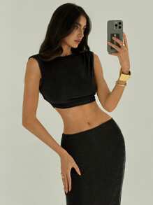 Aloruh 2 件套极简主义绿色露背无袖上衣 + 绿色紧身长裙套装（女款） - 黑色 - 查看 4