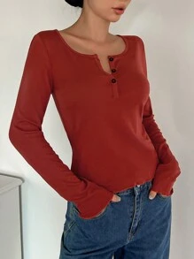 DAZY Top de pijama ajustado con cuello en V, botones y borde ondulado en color de contraste minimalista - Rojo - Ver 6