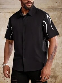 Manfinity Roughcore Camisa informal de manga corta de corte holgado con estampado de serpiente para hombres de talla grande