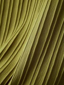 Manfinity Homme Bộ 2 món dành cho nam (Thiết kế bất đối xứng in) Áo sơ mi cài nút và quần short thường ngày - xanh quân đội - Xem 6