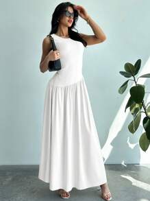 SHEIN Privé 女式无袖褶皱腰圆领白色长裙 - 白色 - 查看 2