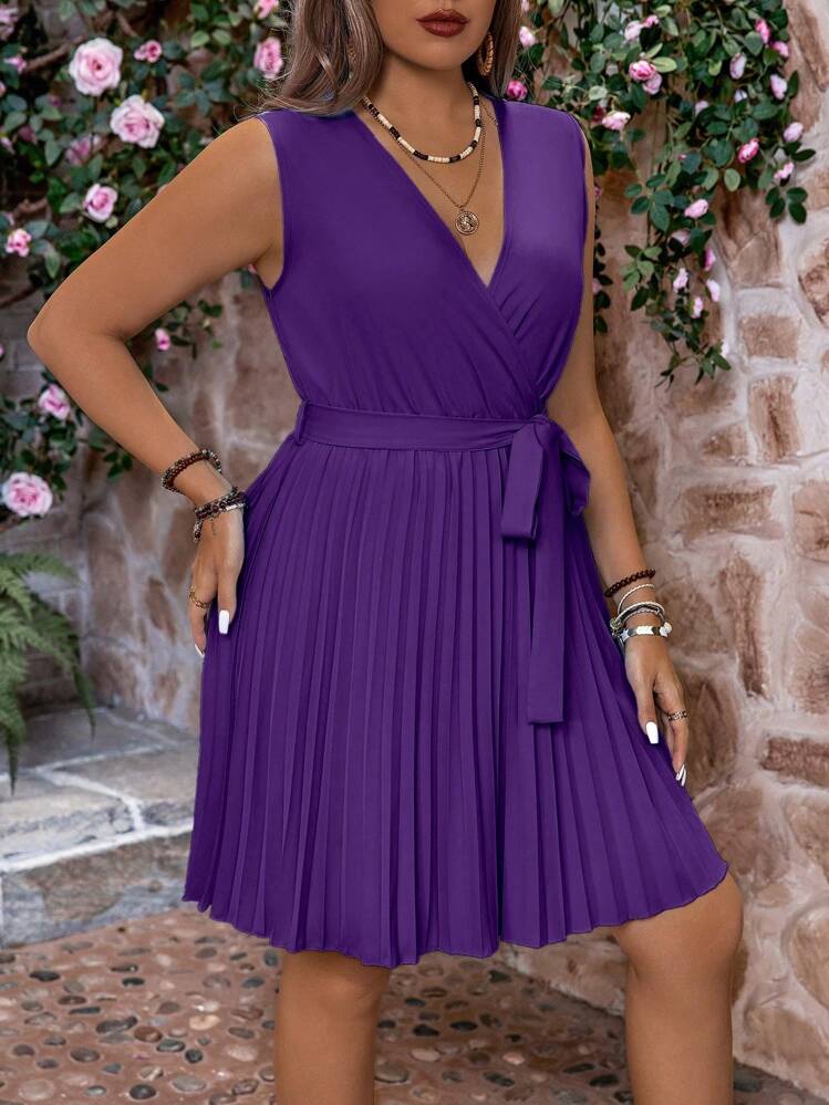 SHEIN Clasi Plus Size Solid Color V-Neck Wrap-Around Tied Ruched Sleeveless Dress - Purple - View 3