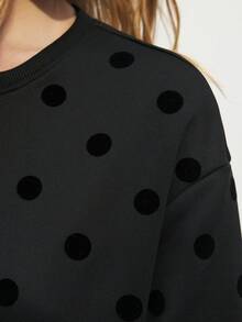 Maija 女士波尔卡圆点印花圆领宽松休闲 T 恤，休闲夏季 T 恤 - 黑色 - 查看 4