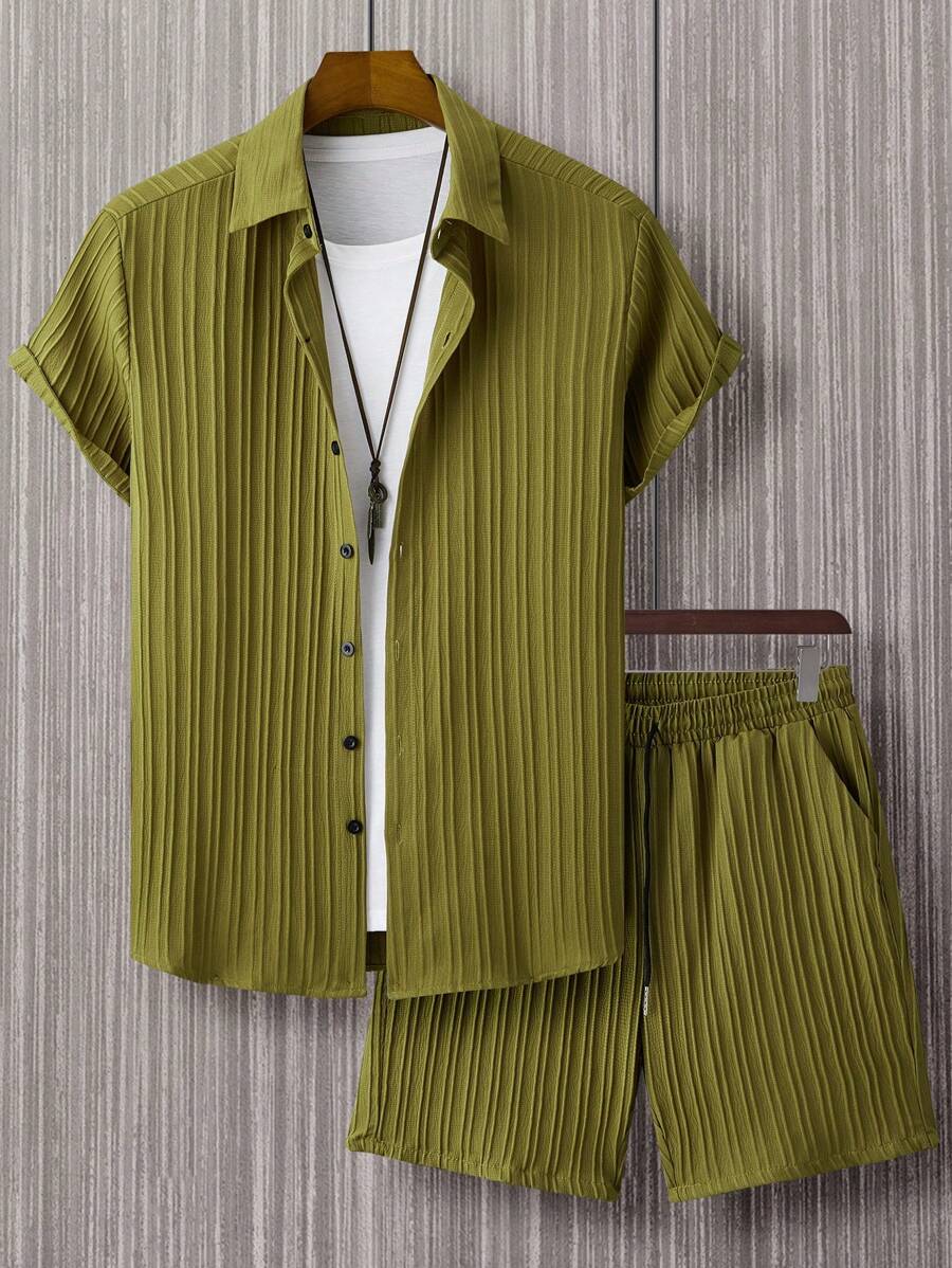 Manfinity Homme Bộ 2 món dành cho nam (Thiết kế bất đối xứng in) Áo sơ mi cài nút và quần short thường ngày - xanh quân đội - Xem 1