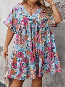 SHEIN CURVE+ Plus Size Women's Festival Floral Printed V-Neck Batwing Sleeve Short Sleeve Babydoll Dress