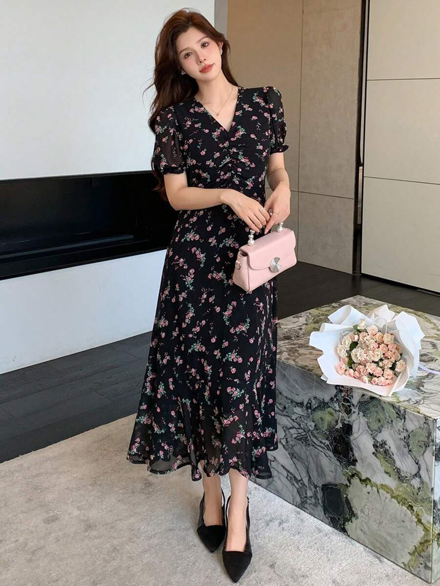 DAZY 女式碎花V领短袖优雅连衣裙太阳裙