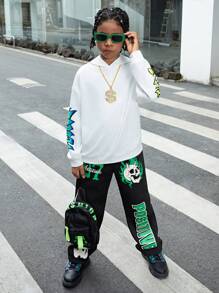 SHEIN 青少年男童连帽T恤，街头涂鸦图案，价格实惠，可搭配T恤穿着，适合万圣节、返校、秋季、休闲、通勤、日常、运动、秋冬季穿着。 - 白色 - 查看 6