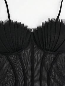 Hauture 胸部带褶边的透明网眼吊带紧身衣 - 黑色 - 查看 5