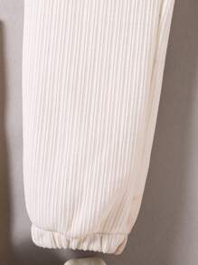 SHEIN 秋冬季 Tween 男童时尚字母图案抽绳休闲运动裤 - 米色 - 查看 3