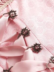 SHEIN Privé 女士优雅慕尼黑啤酒节蕾丝边方领交叉肩带可拆卸蕾丝围裙 A 字迷你连衣裙 - 藕粉色 - 查看 4