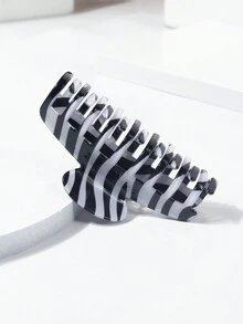 Pati Paints Y2K Zebra Print Hair Clips - Multicolor - View 3