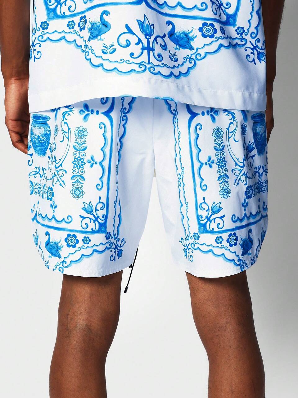 Shorts de Náilon com Estampa Gráfica Paisley