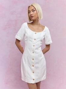 MISSGUIDED Vestido vaquero mini con cuello de escote redondo, mangas cortas y abotonado - Blanco - Ver 1