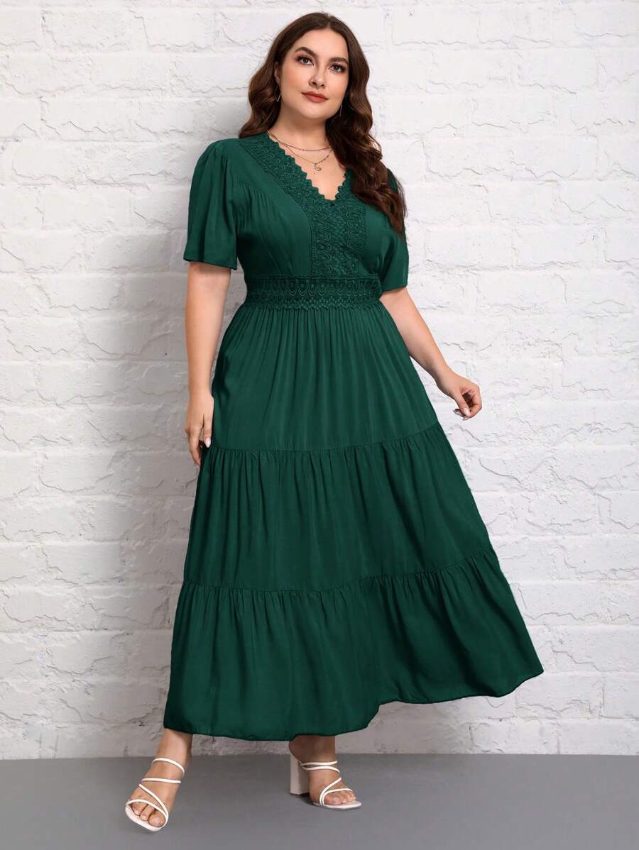 SHEIN VCAY 大码休闲纯色蕾丝拼布连衣裙 - 墨綠色 - 查看 1