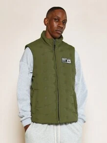 SUMWON Lucky Charm Athletic Varsity Quilted Puffer Vest St. Patrick'S Day College Style Padded Sleeveless Irish-Themed Sports Jacket With Logo For March 17Th Celebrations