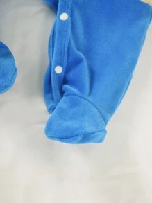 SHEIN 婴儿男孩蓝色简约可爱犀牛刺绣天鹅绒长袖连体衣睡衣 - 藍色 - 查看 4