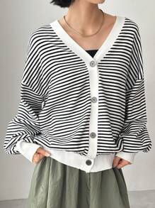 FRIFUL Damen Oversized Langarm Cardigan mit Knopfleiste und Streifenmuster, Herbst & Winter - Schwarz und Weiss - Übersicht 4