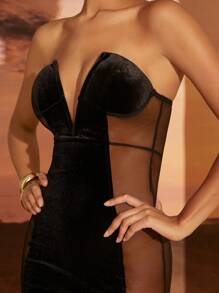 Hauture Velvet Dress With Sheer Sides - Black - View 3