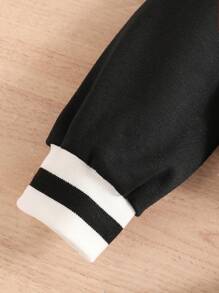 SHEIN 2pcs Young Girl Letter Print Long Sleeve Bomber Jacket & Pleated Skirt School Style Outfit, Spring/Autumn - Black and White - View 5