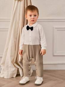 SHEIN 2 件男婴秋冬装：可爱领结、纹理针织运动衫和裤子套装、针织背心。适合派对、休闲、户外。高品质选择 - 棕色 - 查看 6