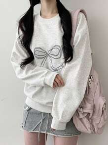 DAZY 女士休闲宽松蝴蝶刺绣运动衫，适合春秋季，长袖上衣，返校服，秋季女装