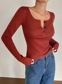 DAZY Top de pijama ajustado con cuello en V, botones y borde ondulado en color de contraste minimalista - Rojo - Ver 3