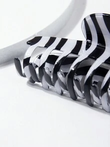 Pati Paints Y2K Zebra Print Hair Clips - Multicolor - View 5