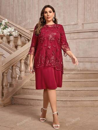 Burgundy Round Neck Lace Patchwork Elegant Plus Size Mother Of The Bride Dress, Suitable For Family Gathering, Birthday Party, Cocktail