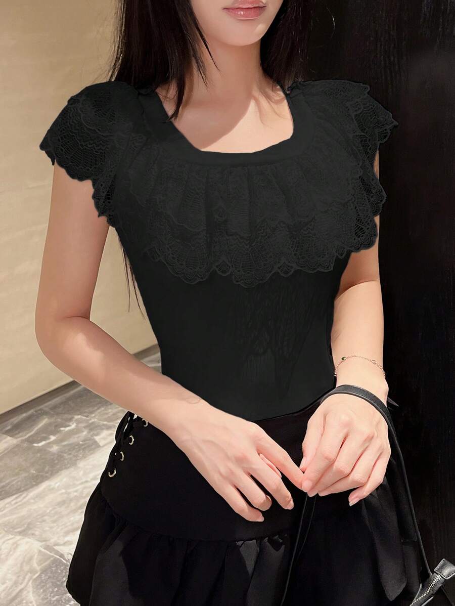 SHEIN Unity Áo thun nữ cổ tròn phối ren có tay loe hình sò thanh lịch - màu đen - Xem 1