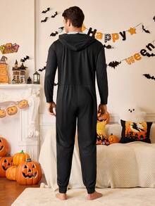 Manfinity Męska piżama kombinezonowa na Halloween, świecąca w ciemności, z nadrukiem czaszki i długim rękawem