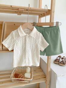 SHEIN LMoss Kids LMoss 2pcs Baby Boys/Girls Summer Cute Solid Color Jacquard Knit Polo Shirt And Elastic Waist Solid Color Shorts Set