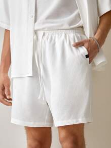 Manfinity RebelGame 2pcs/Set Men's Woven Casual Loose Solid Color Short Sleeve Shirt And Elastic Waist Shorts Set - White - View 3