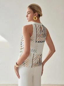 MOTF Classy GRAPHIC PRINT KEYHOLE BACK SLEEVELESS BLOUSE