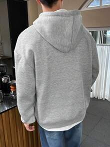 Manfinity Hypemode 男士长袖纯色口袋简约时尚连帽衫 - 灰色 - 查看 2