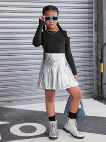 Conjunto de 2 piezas de top de manga larga con hombros abiertos y falda plisada sólida de moda urbana para niña preadolescente
