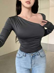 DAZY Women's Asymmetrical Neck Long Sleeve Ruched Soft Romantic Slim Asymmetrical Neck Casual Fashionable T-Shirt, Simple Tee