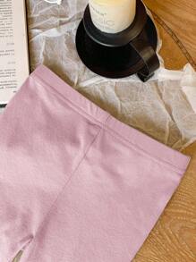 SHEIN Conjunto de 2 piezas para niñas bebé, camiseta de manga corta con patrón de dibujos animados en relieve y pantalones acampanados de cintura elástica, color rosa