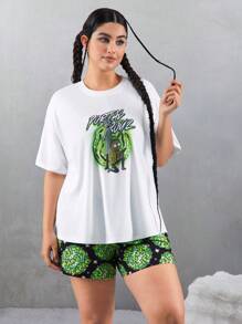 Rick and Morty X SHEIN Plus Size Casual Y2K Streetwear Dark Green & White Simple Line Graffiti Print Size Short Sleeve T-Shirt And Shorts Pajama Set - Multicolor - View 5