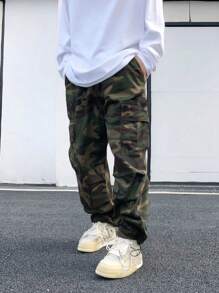 Claim Dot 男裝迷彩印花蓋口口袋工裝褲，寬鬆長款多彩迷彩綠色，適合外出穿著 - 彩色 - 查看 1