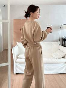 DAZY 2pcs Women's Loose Solid Color Cropped Sweatshirt And Pants Set,Fall Clothes,Thermal Lined Lounge Sets For Women - Apricot - View 7