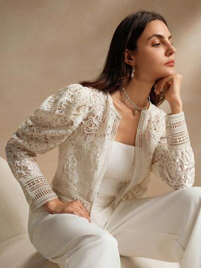 Anewsta 女士休闲泡泡袖外套，饰有花卉蕾丝花边，圆领，白色，适合春季、度假和休闲穿着。