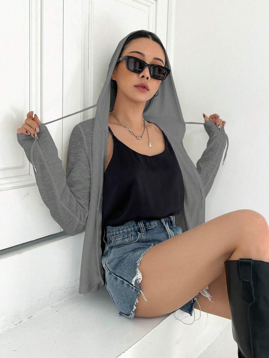 DAZY 春夏休闲纯色抽绳连帽短款卫衣 - 灰色 - 查看 1
