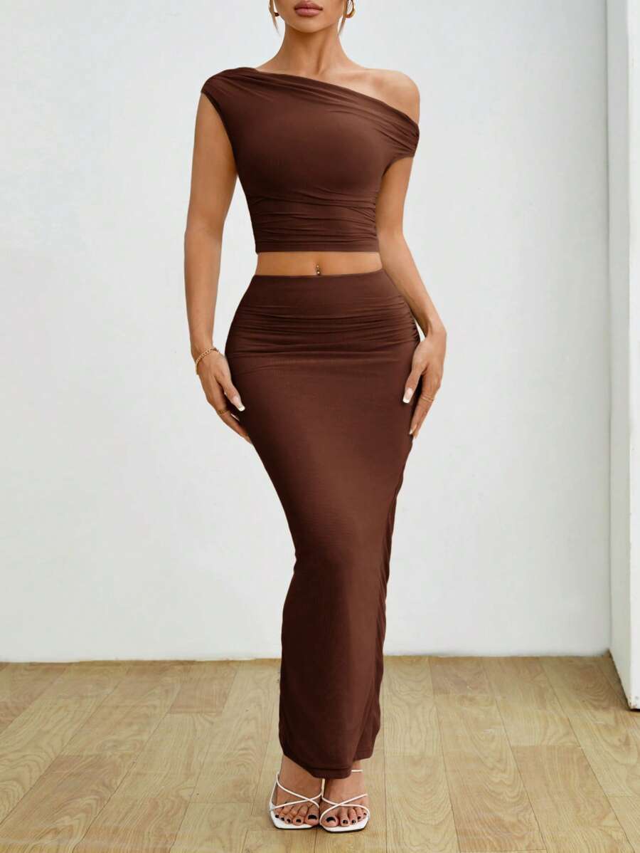 SHEIN PETITE 1 套女式不对称领口荷叶边衬衫和纯色裙子，优雅夏季服装 - 咖啡棕 - 查看 1