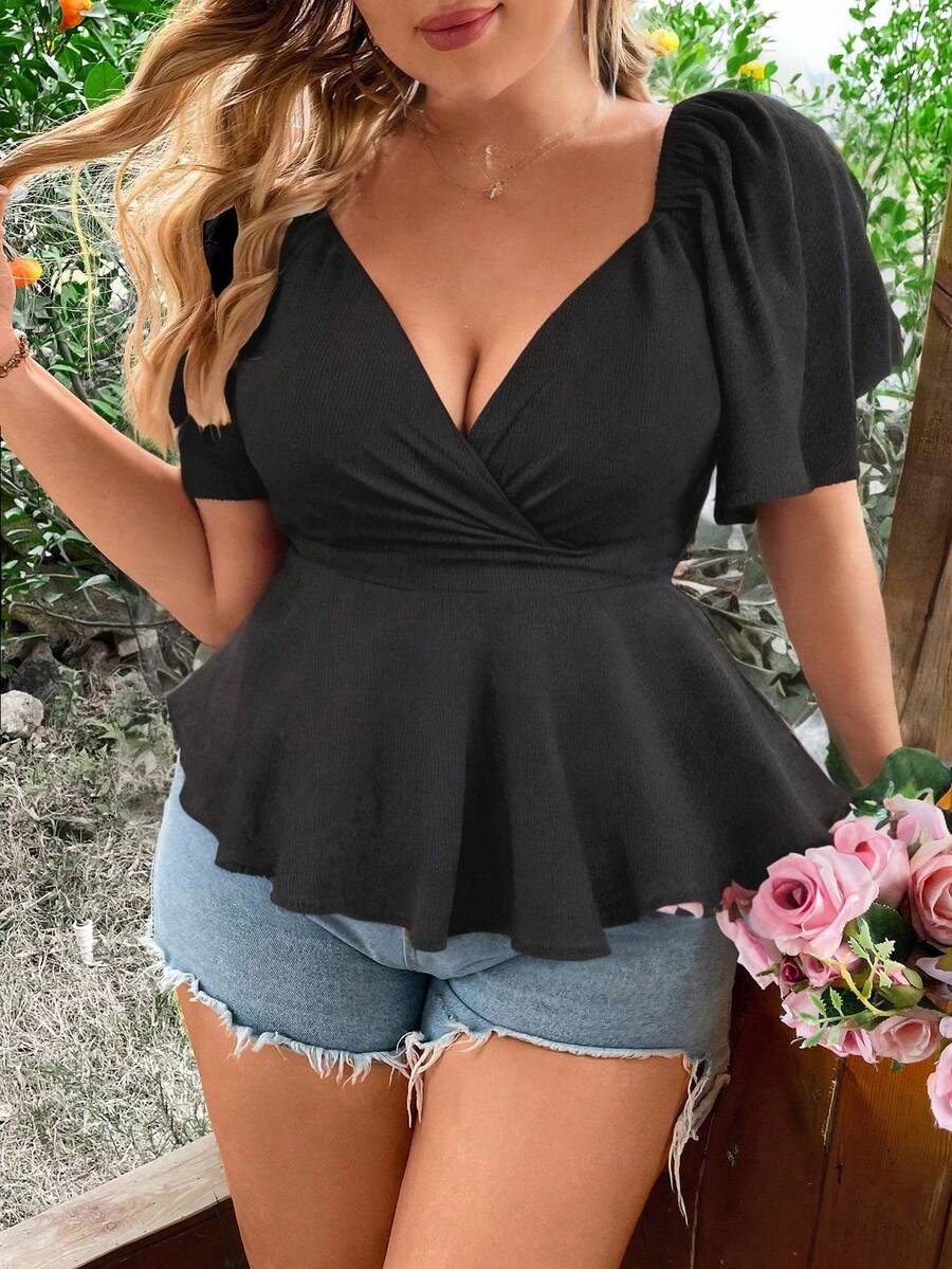 SHEIN SunnyBelle Áo kiểu có viền nhún bèo màu trơn mùa hè dành cho nữ cỡ lớn, áo thường ngày - màu đen - Xem 1