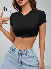 SHEIN PETITE 休闲简约纯色圆领短款修身女式 T 恤，黑色短款上衣 - 黑色 - 查看 6