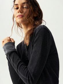 Bohemela Women's Vacation V-Neck Long Sleeve T-Shirt For Autumn - Black - View 8