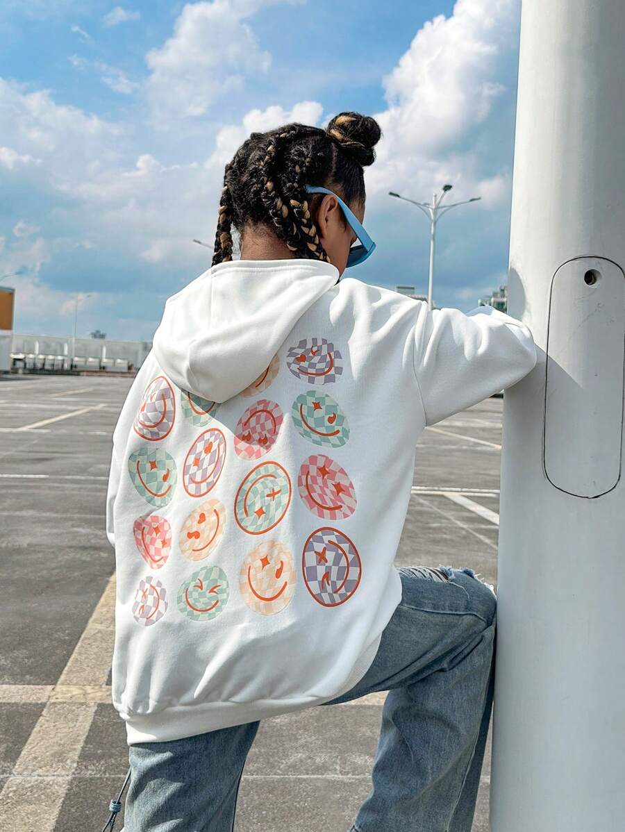 SHEIN 少女笑脸印花针织宽松圆领休闲运动衫 - 白色 - 查看 1