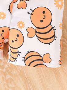 SHEIN Vintaside Kids Baby Girls' Cute Bee Print Cap Sleeve Summer Outfit, Comfortable For Outdoor Play Yellow Outfit For Baby Girlbaby Girl Yellow Outfitbaby Girl Summer Set