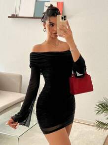 SHEIN EZwear Kurzes Minikleid für Damen mit Off-Shoulder und leicht ausgestellten Ärmeln