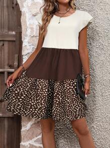 SHEIN LUNE 荷叶边下摆拼色拼接夏季休闲度假连衣裙 - 彩色 - 查看 1